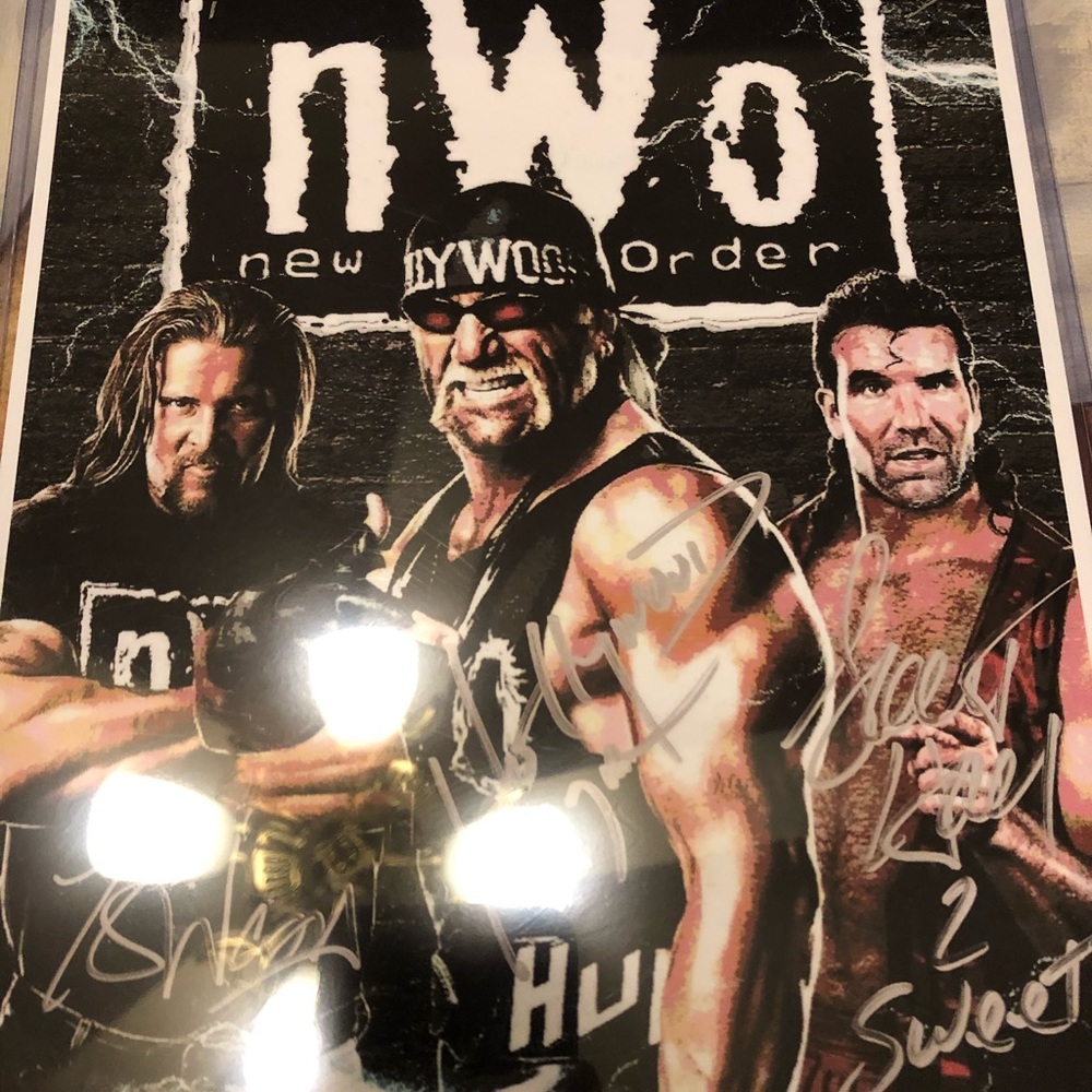 NWO cast signed ✍🏼 (Rp) - Picture 5 of 5